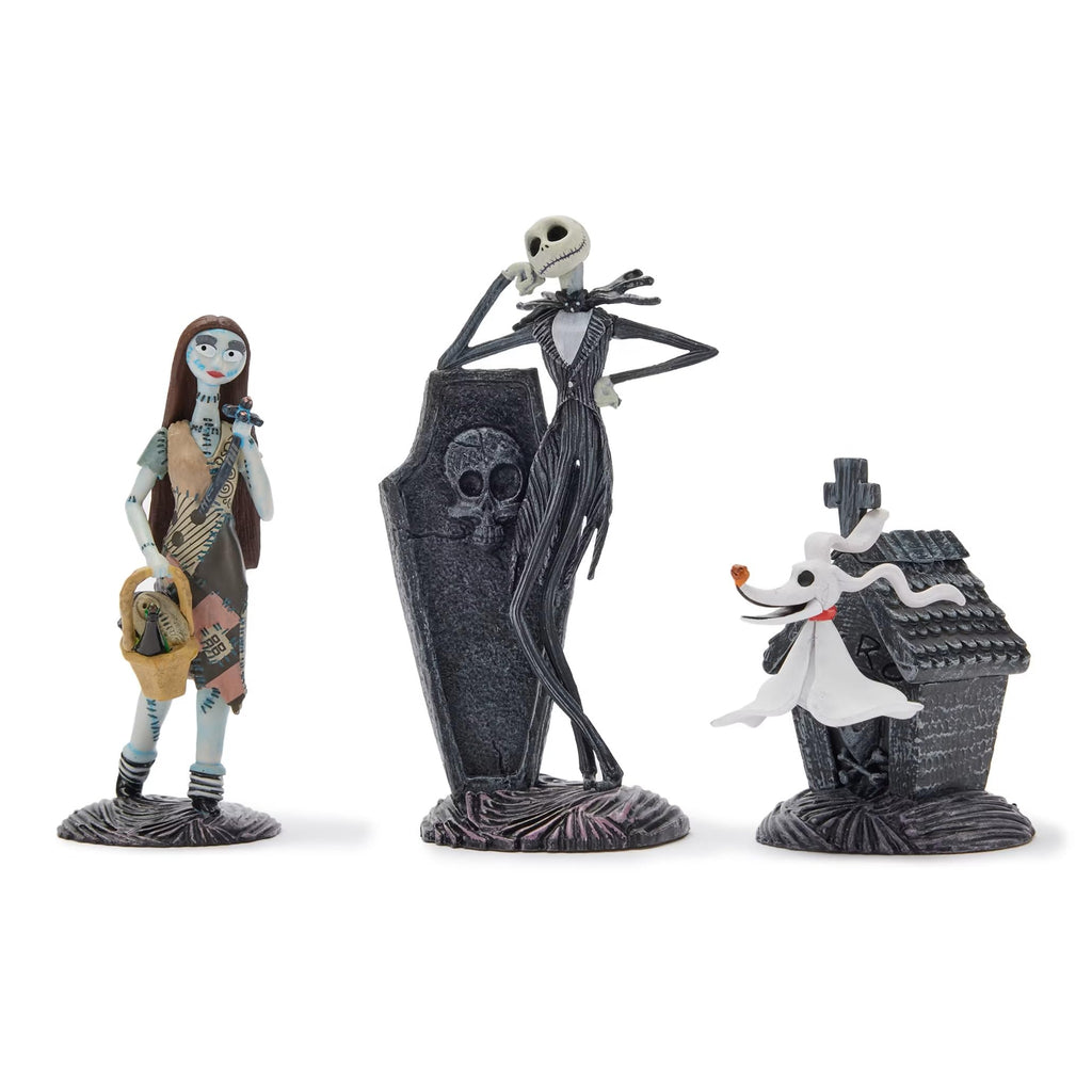 8 Fully Sculpted Figures in Double-Tiered Box with Scenic Backgrounds W510