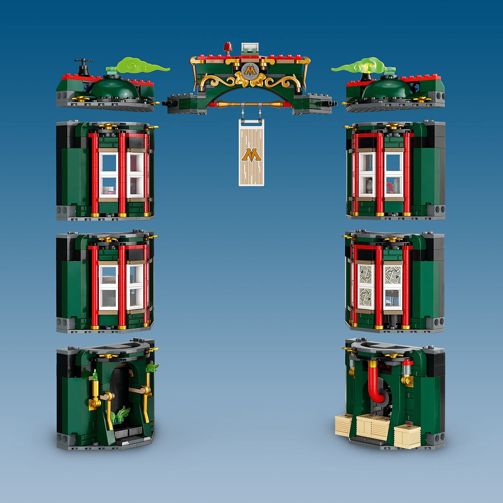 Building Toy Set with 12 Minifigures V90291
